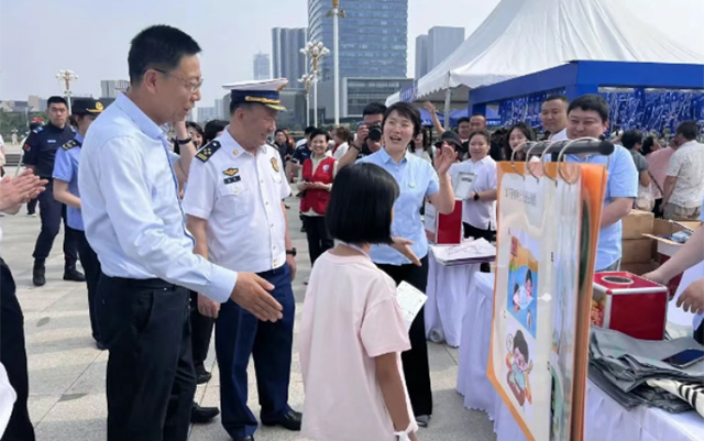 2025辽宁省暨沈阳市安全宣传咨询日“应急安全市集”活动圆满举行